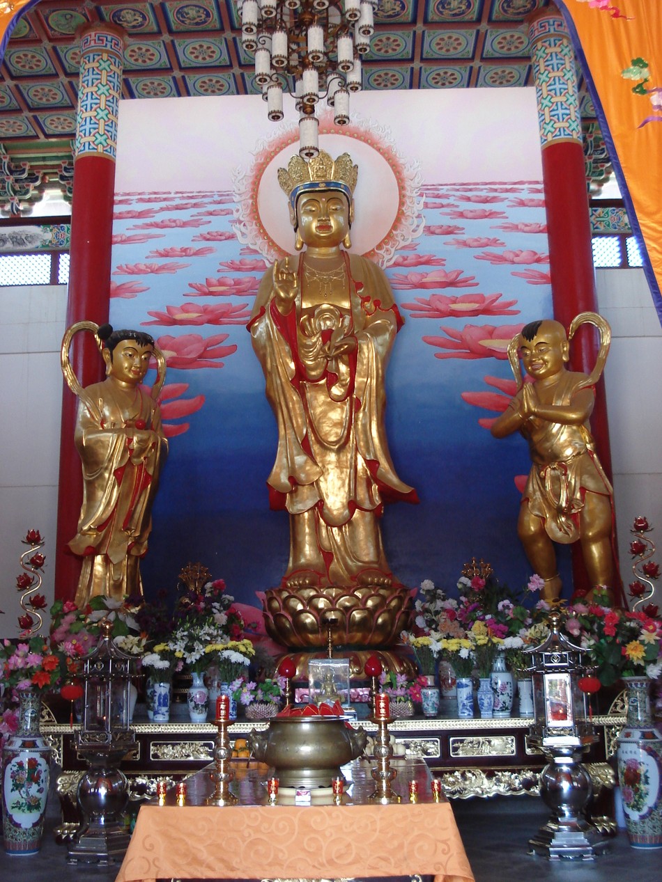 quan the am bo tat, quan am tu, tp con minh, tinh van nam.JPG