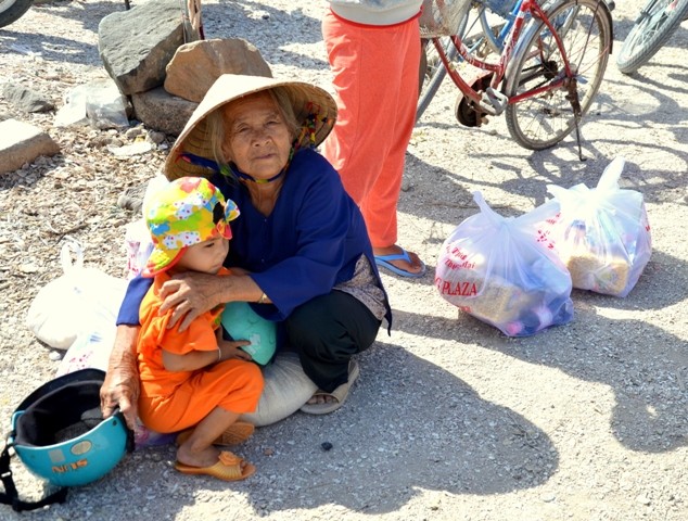 nguoi ngheo binh thuan1.JPG