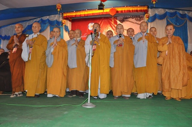 Đại diện Ni giới Phật giáo Việt Nam.JPG