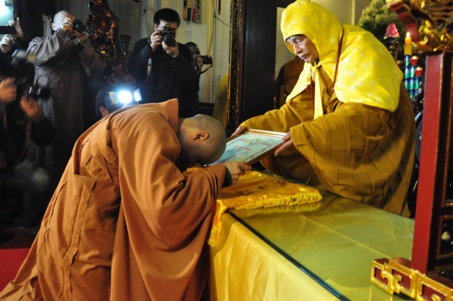 Ha noi trao giao chi 5.jpg