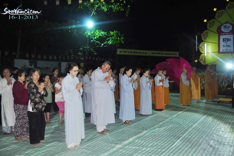 2013-1-16 Cung thinh Phat ngoc ve chua Long Phuoc-Le TRi senvamco (13).JPG