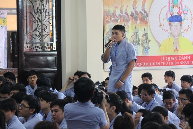 các bạn đặc câu hỏi.JPG