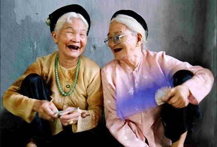 Mùa xuân nói chuyện sống lâu ảnh 1 song tho.jpg