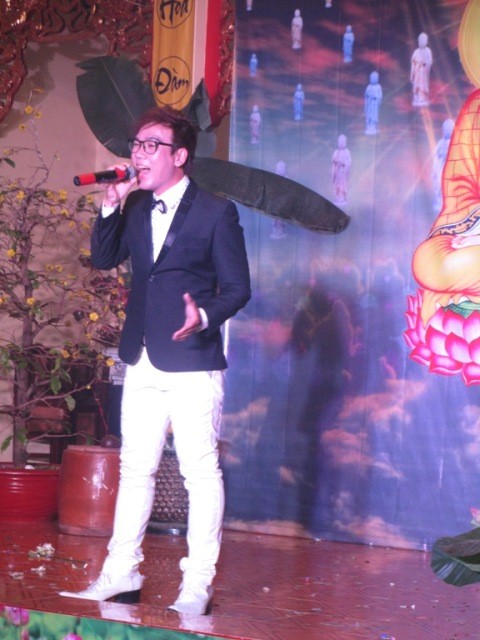 H_ quang L_c, bi_u di_n ca kh·c -_o Ph_t.JPG