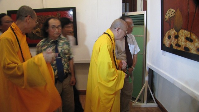 trien lam huong thien5.JPG