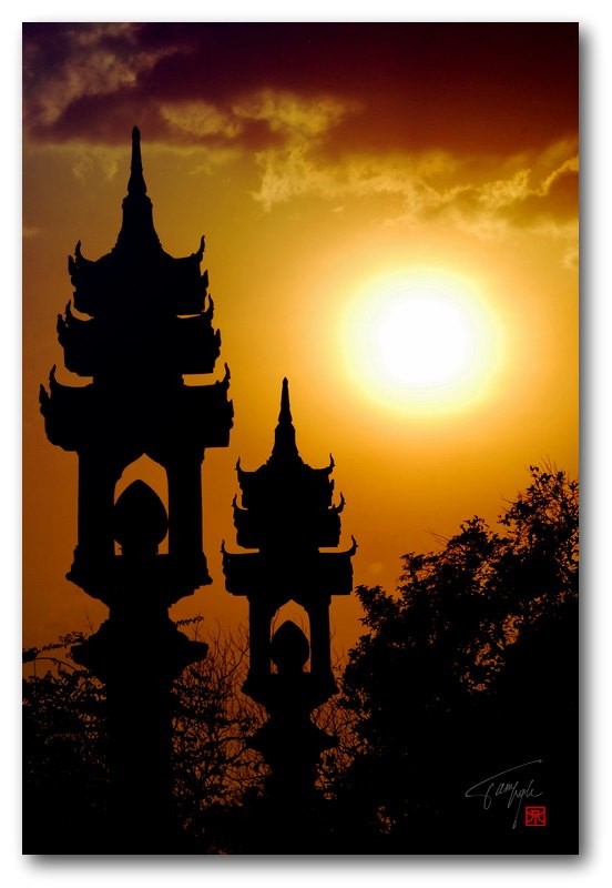 Uy nghi bảo tháp Gotama Cetiya ảnh 3 buu Long 3.jpg