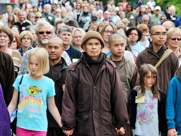 Những hoạt động của Tăng thân Làng Mai ở Thái Lan ảnh 1 Tang than Lang mai.jpg