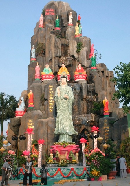 Linh son phat canh1.JPG