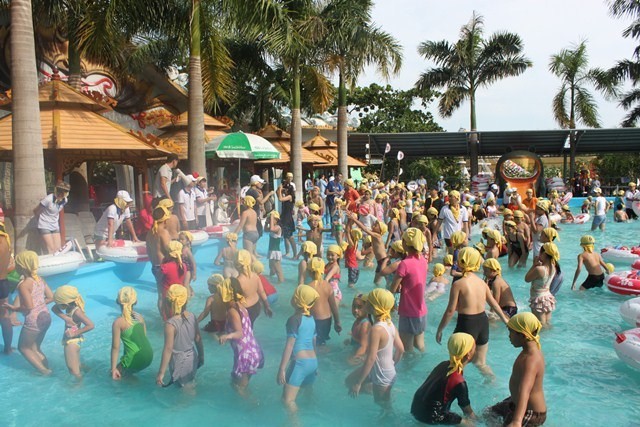 Be tam bien Tien Dong.JPG