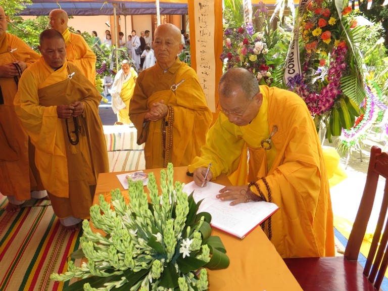 todinh Thap thap.JPG