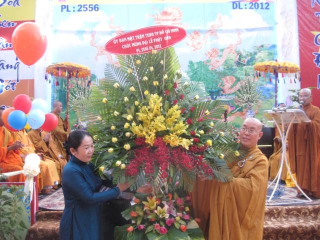 Tuần lễ Phật đản PL.2557 tại Q.Tân Bình ảnh 1 Phat dan.jpg