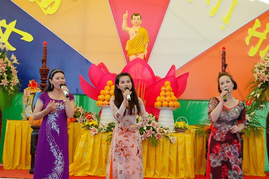 Kiên Giang tổ chức Đại lễ Phật đản ảnh 7 Kiên Giang tổ chức Đại lễ Phật đản ảnh 7