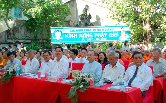 Kiên Giang tổ chức Đại lễ Phật đản ảnh 3 Kiên Giang tổ chức Đại lễ Phật đản ảnh 3