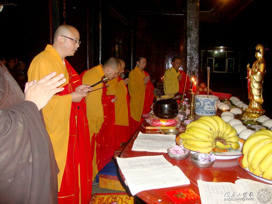 Các tự viện tổ chức lễ vía Bồ-tát Quan Âm ảnh 8 h8.jpg