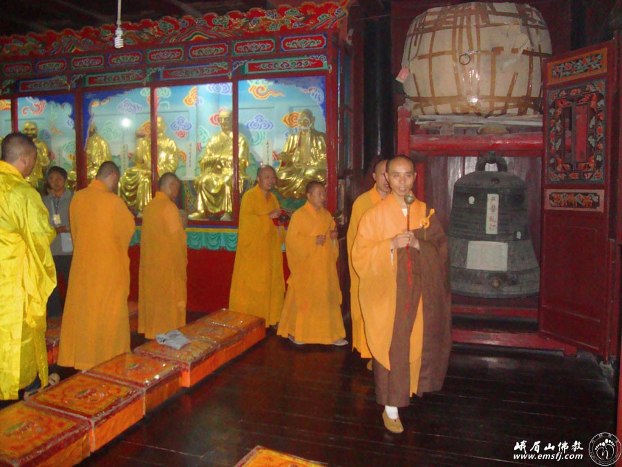 Các tự viện tổ chức lễ vía Bồ-tát Quan Âm ảnh 9 h9.jpg