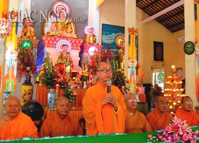 Ban Hoằng pháp T.Ư thăm trường hạ 7 tỉnh miền Tây ảnh 11 Tr²_ng h_ ch·a ViOn Minh - B_n Tre (2).jpg