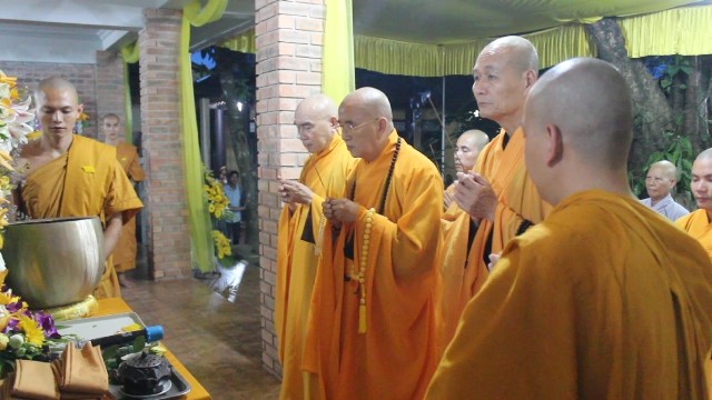 TT-Huế: BTS GHPGVN tỉnh viếng giác linh Trưởng lão Hộ Tịnh ảnh 3 Hue 2.jpg