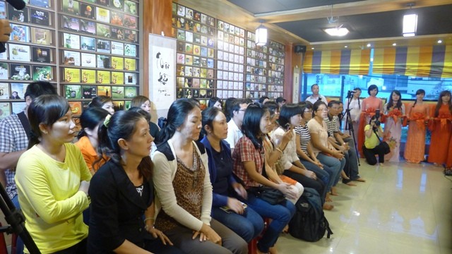 Triển lãm thư họa "Ơn nghĩa sanh thành" ảnh 2 6trien lam.jpg
