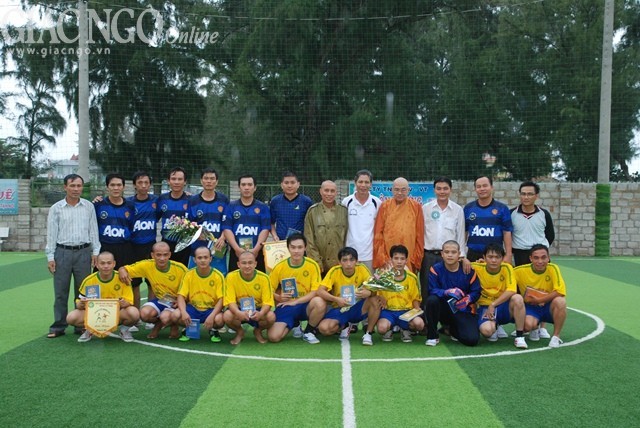 Bình Thuận: Giao lưu bóng đá nhân Đại lễ Vu lan ảnh 2 bongdaBT2.jpg