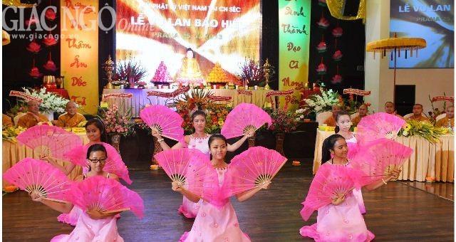 Lễ Vu lan - Báo hiếu tại Praha ảnh 5 vulan CHsec17.jpg