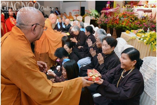 Lễ Vu lan - Báo hiếu tại Praha ảnh 9 vulan CHsec25.jpg