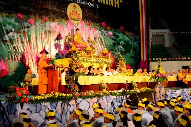 Hơn 3.000 bạn trẻ tham dự khóa “Hãy là chính mình” ảnh 3 Batnha07.jpg