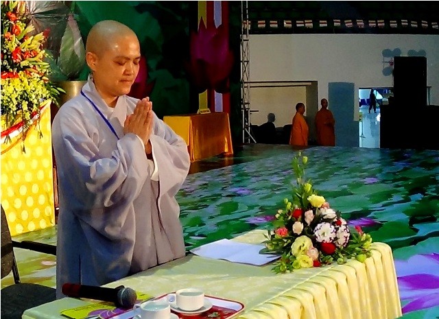 Hơn 3.000 bạn trẻ tham dự khóa “Hãy là chính mình” ảnh 9 Batnha12.jpg