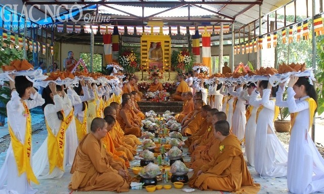 Vu lan muộn tại một số chùa, tịnh xá, tịnh thất ảnh 9 thayHau4.jpg