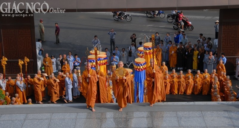 Lễ khai mạc Đại giới đàn Quảng Đức PL.2557 ảnh 22 khai mac (lan tu)20.jpg