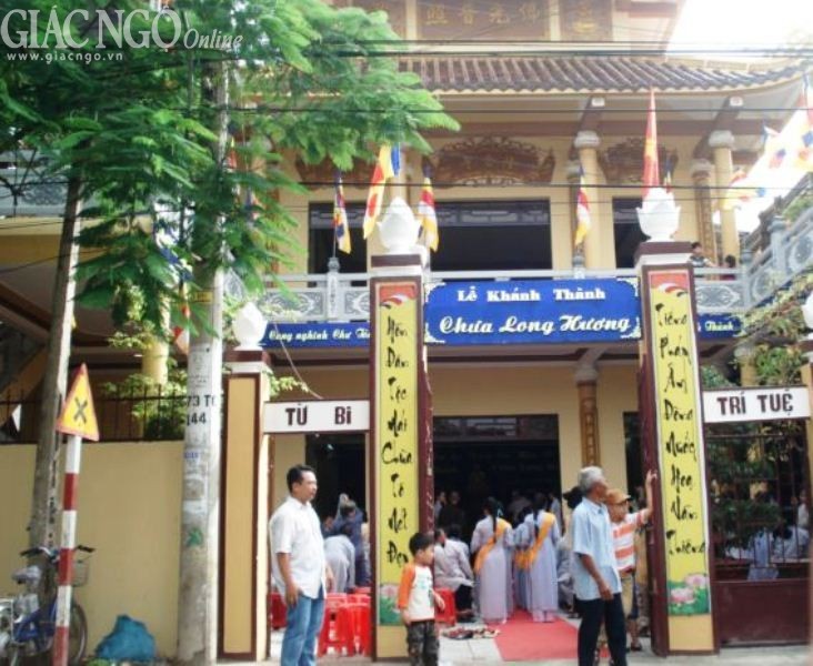 chua Long Huong2.jpg