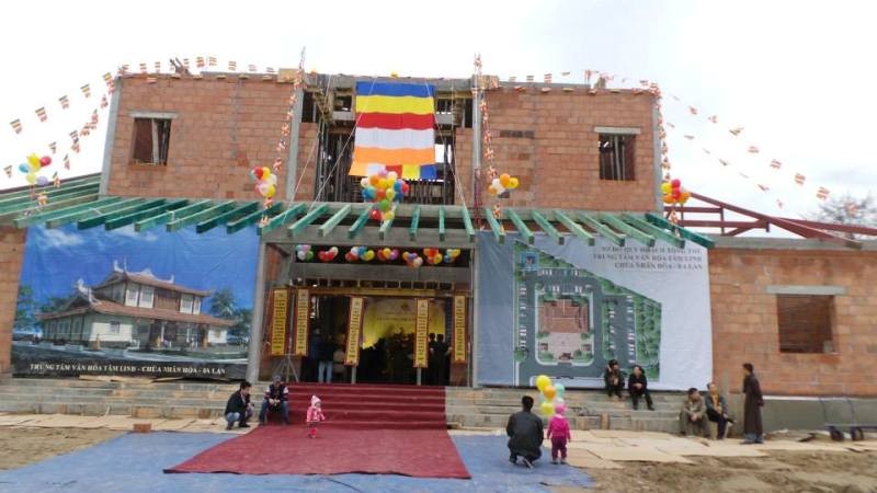 Chùa Nhân Hòa cất nóc và hoàn thành giai đoạn I ảnh 2 chua nhonhoa.jpg