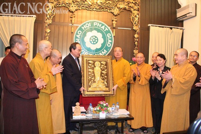 Tân Chủ tịch UBTƯ MTTQVN làm việc với GHPGVN ảnh 3 UB1.jpg