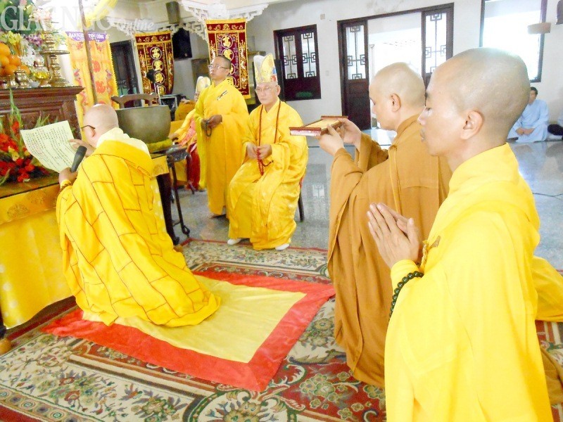 Lễ Tiểu tường cố HT.Thích Giác Viên ảnh 3 anh 9.jpg
