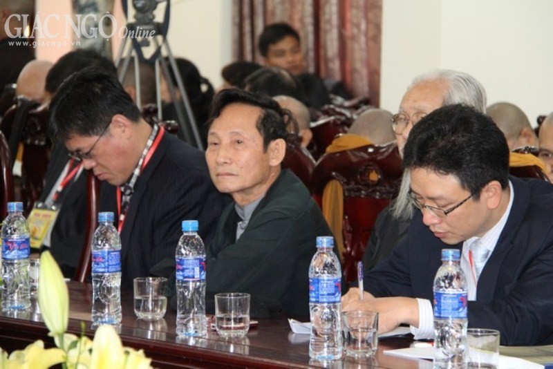 Chùm ảnh: Hội thảo Phật giáo tại Yên Tử ảnh 17 hoithaokhaohoc 16.jpg