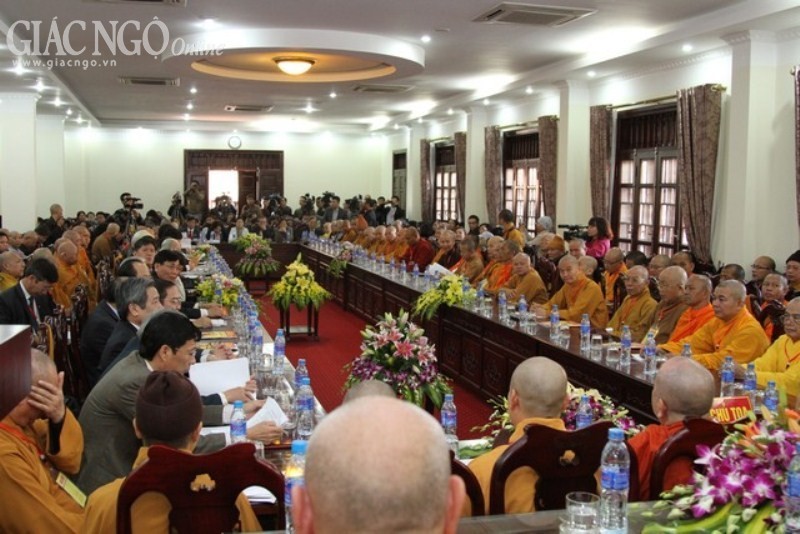 Chùm ảnh: Hội thảo Phật giáo tại Yên Tử ảnh 18 hoithaokhaohoc 4.jpg