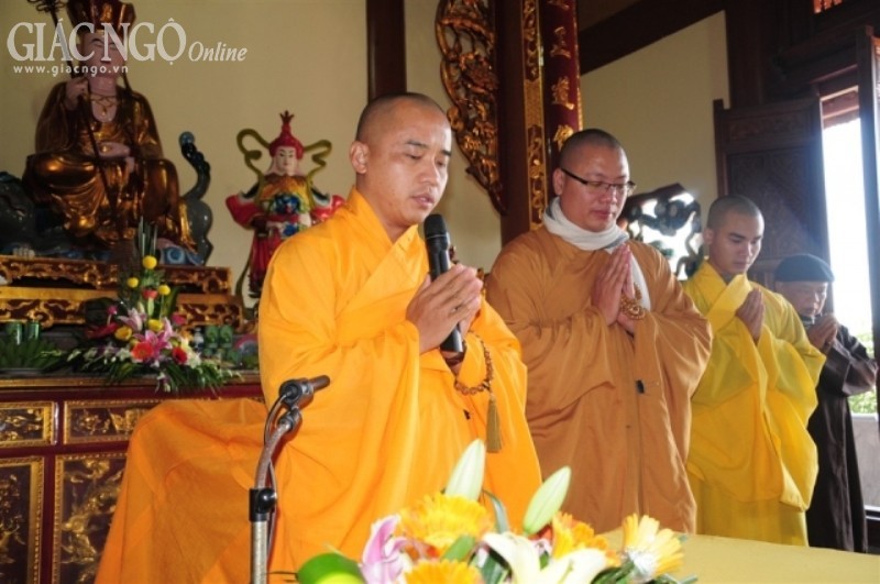 Thanh Hóa: Gần 200 Phật tử dự tu "ngày an lạc" ảnh 3 1 nong cong 2.jpg