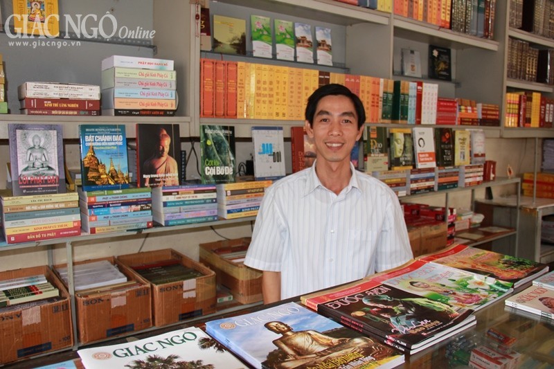 anh 5, anh Giap phat hanh, anh Quang Hau.jpg