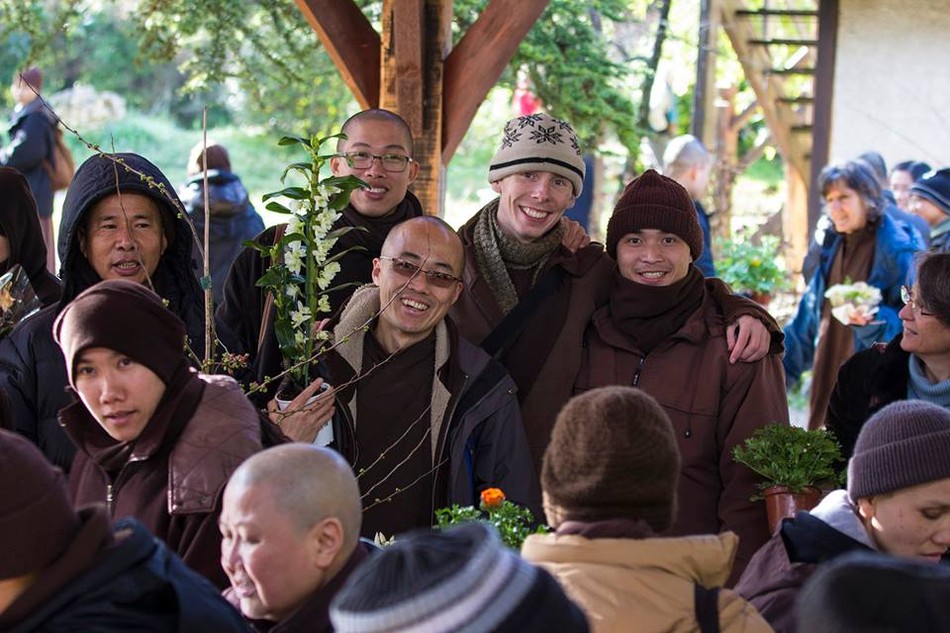 Đạo tràng Mai Thôn đón Tết ảnh 12 8.jpg