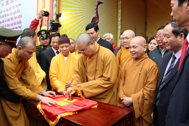 Chùm ảnh ghi từ Hội xuân Yên Tử 2014 ảnh 6 yen tu 1.jpg