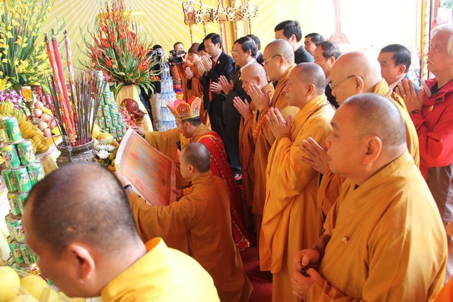 Chùm ảnh ghi từ Hội xuân Yên Tử 2014 ảnh 8 yen tu 10.jpg