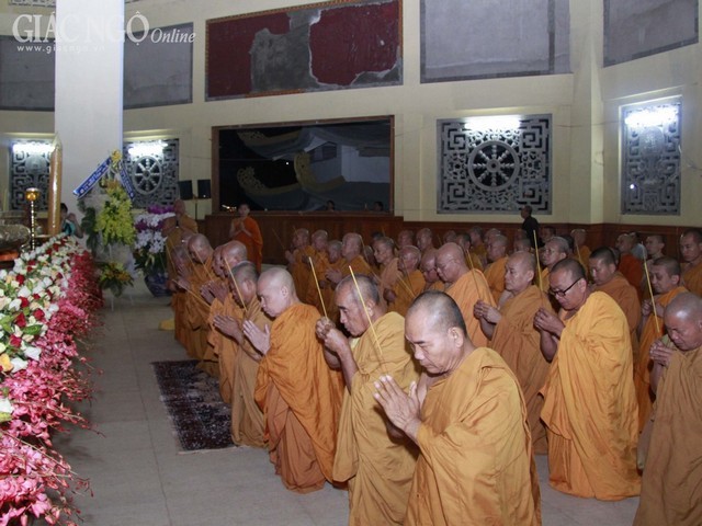 an vi - khai mac (3).jpg