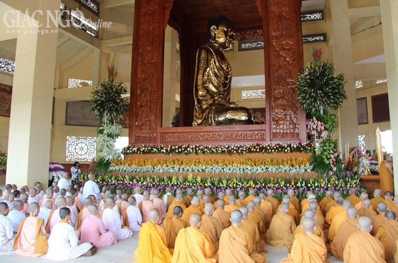 PG Nam tông tưởng niệm Đức Tổ sư Minh Đăng Quang ảnh 16 1 nam tong 6.jpg