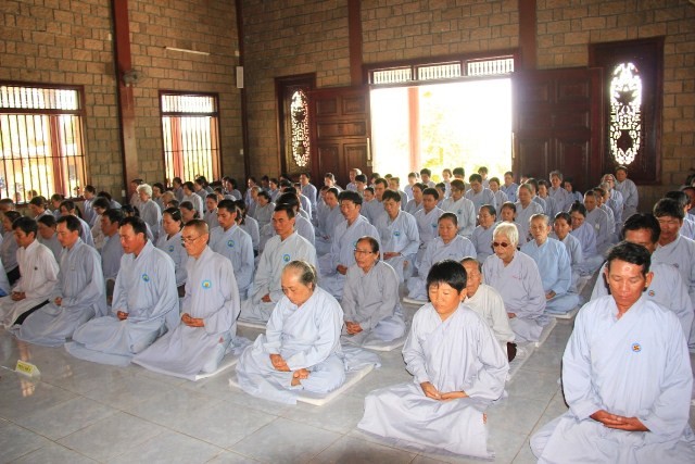 "Một ngày thiền tập" và đêm vía Quan Âm ảnh 3 1 tamtrang 2.jpg