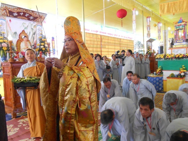 1 tnam1.jpg