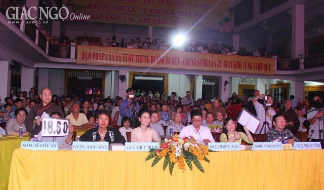 vong ban ket - dem 1 (5).jpg