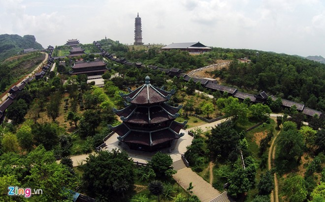 Bà Nguyễn Thị Thanh, Bí thư Tỉnh ủy Ninh Bình cho biết, quy mô Đại lễ Vesak lần này lớn hơn nhiều so với năm 2008 tại Hà Nội cả về số đại biểu, số quốc gia và số ngày diễn ra (4 ngày).