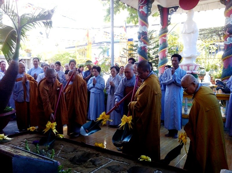 TP.HCM: Lễ đặt đá xây dựng chùa Linh Sơn ảnh 3 IMG_6481.jpg