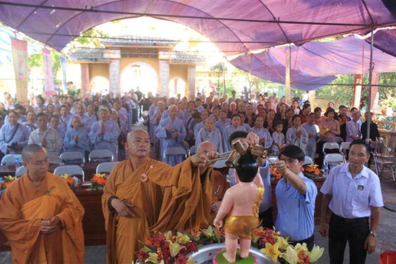 Thái Bình: Huyện Vũ Thư kính mừng Phật đản ảnh 3 vu van29.jpg