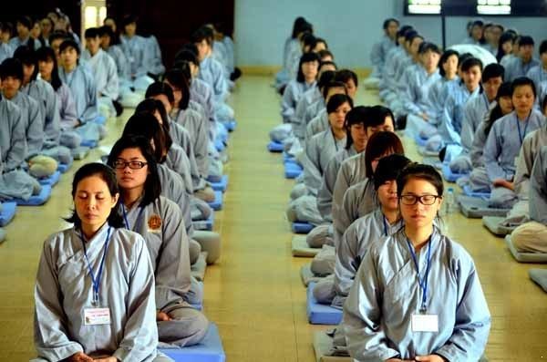 “Chấp nhận để chuyển hóa chứ không phải bỏ cuộc” ảnh 1 thien tap.jpg