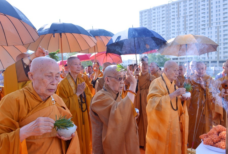 Ton tuong A Di Da (13).jpg